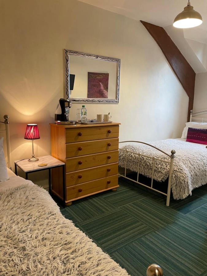 The Crown Lodge & Restaurant Guest house 3*